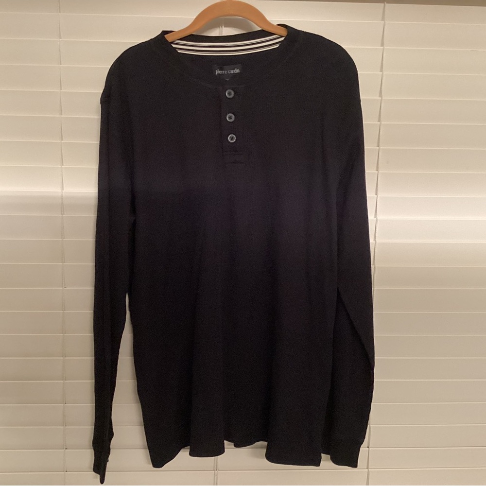 New without tags Pierre Cardin Classic Black Top